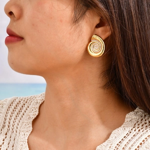 18K gold plated ocean conch shell earrings with pearl, stylish marine design jewelry
