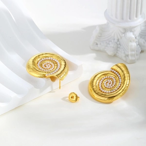 Ocean style 18K gold-plated stainless steel shell stud earrings with delicate white pearls