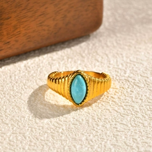 Vintage-Ring aus 18K vergoldetem Edelstahl mit Marquise-Türkis und gerippter Textur