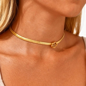 Minimalist Stainless Steel Rose Flower Pendant Necklace For Women Gold Plated Blade Snake Chain Chic Jewelry Accessory Gift