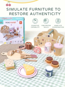 Vue détaillée d'un set de pique-nique en bois pour enfants avec gâteaux et accessoires