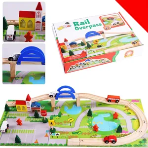 Circuit urbain en bois de 40 pièces avec voitures, bâtiments et tapis de jeu enfant