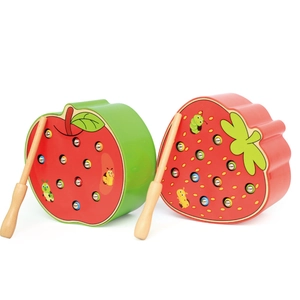 Magnetic wooden catching insects toy set with apple and strawberry bases for toddlers