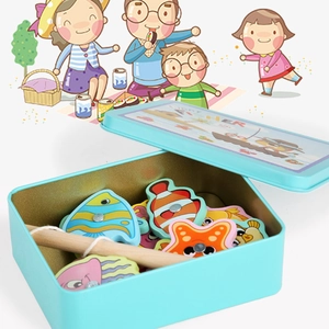 Magnetic wooden fishing toy set with metal storage box and colorful sea creatures