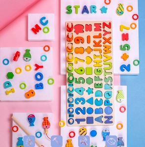 Détail d'un jouet éducatif 6-en-1 en bois avec pêche magnétique et blocs de lettres