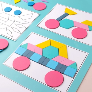 Creatieve houten vormpuzzelset voor kinderen met gekleurde blokken en patroonkaarten
