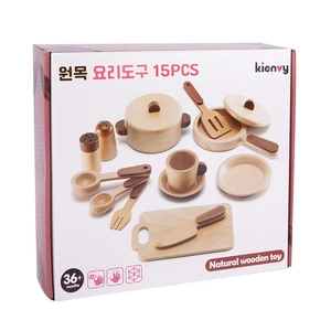 Detail of the 15-piece kienvy wooden toy kitchen set packaging showing natural wood utensils