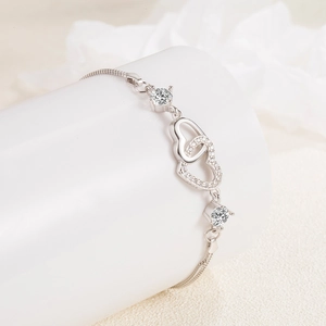 S925 sterling silver heart-to-heart bracelet with cubic zirconia on a snake chain