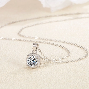 Luxurious S925 sterling silver necklace with square halo moissanite pendant on chain