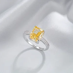 925 Sterling Silver Rectangular Radiant Cut Rhinestone Engagement Ring For Women Elegant Wedding Party Luxury Jewelry Gift