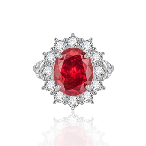 925 silver ring featuring 10x12mm oval red crystal and halo ice-cut diamonds