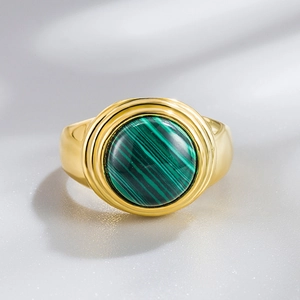 S925 silver ring with green malachite stone and 18K gold plated textured band