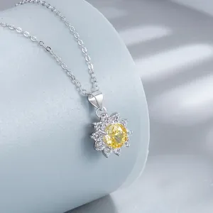 Élégant Collier Pendentif Tournesol pour Femmes en Argent Sterling 925 Incrusté de Strass Ronds Colorés Bijoux de Mode Accessoires