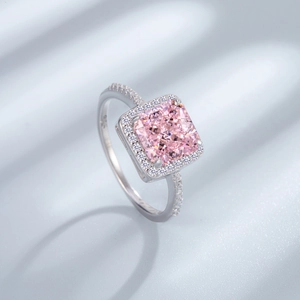 Elegant S925 sterling silver ring with princess cut pink gem and halo diamonds