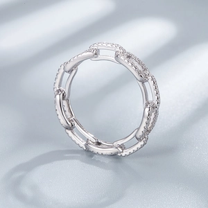S925 sterling silver chain ring with pavé micro-set diamonds in polished finish