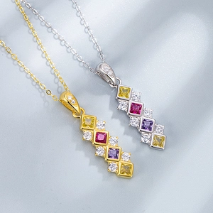 Exquisite S925 sterling silver necklaces with rhombus pendants in gold and silver finishes