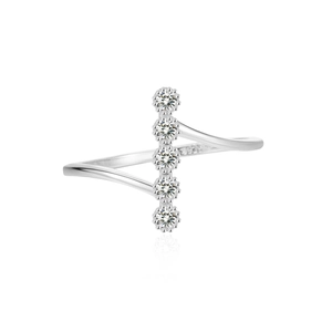 Bague en argent sterling S925 avec cinq zircons ronds alignés verticalement sur l'anneau