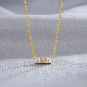 Minimalist 925 Sterling Silver Zirconia Necklace For Women Elegant Fashion Inlaid Three Stone Pendant Dainty Clavicle Chain Jewelry