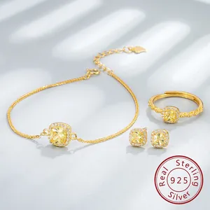 Boucles d'Oreilles Clous en Argent Sterling 925 Strass Jaune Carré Bague Ouverte Et Bracelet Bijoux Pour Femme Cadeau Mariage
