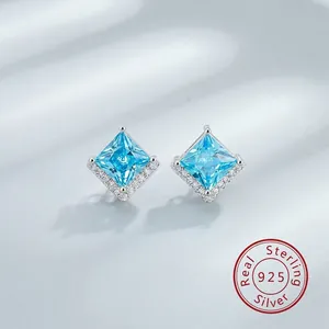 Boucles d'Oreilles Clous Carrées Élégantes en Argent Sterling 925 Taille Princesse Bleu Mer Vert Émeraude Strass Halo Femme