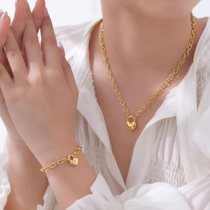 Parure de Bijoux Collier Bracelet Pendentif Cadenas de Coeur en Acier Inoxydable pour Femme Plaqué Or 18K Bijoux Minimalistes