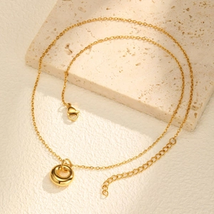 Collier minimaliste en acier inoxydable plaqué or 18K avec pendentif cercle géométrique