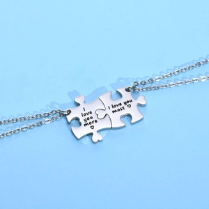 Colliers puzzle pour couples en acier inoxydable avec gravures I Love You romantiques