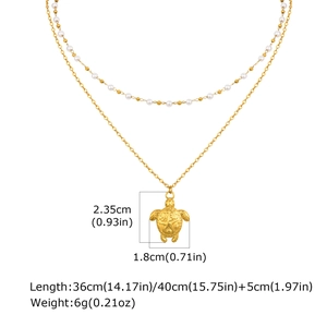 Détails de taille du collier double rang avec pendentif tortue marine et perles