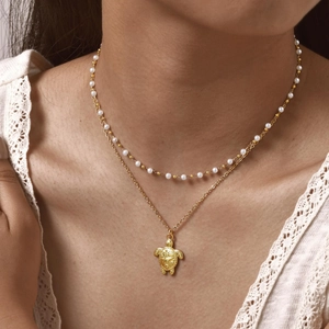 Collier Pendentif Tortue de Mer Plaqué Or 18K Acier Inoxydable Double Couche Chaîne Künstliche Perles d'Imitation Bijoux de Plage Été pour Femmes