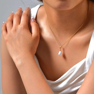 French vintage gold necklace with cubic zirconia and water drop pearl pendant