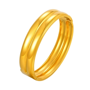 Polished 18K gold-plated double-layer stainless steel bangle with a sleek hinge clasp