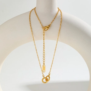 Minimalist Stainless Steel Interlocking Double Ring Pendant Necklace For Women Gold Plated Twisted Circle Clavicle Chain Jewelry