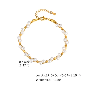 Détail d'un bracelet chaîne dorée de 17,5cm avec perles de 0,43cm et fermoir homard