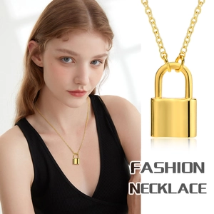 Collana con Pendente a Lucchetto in Rame Placcato Oro 18K per Uomo Donna Finitura a Specchio Lucida Gioielli di Moda