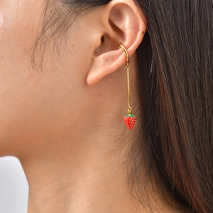 Sweet INS style gold strawberry drop ear cuff earring for women in minimalist design
