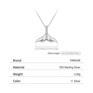 Collana a coda di sirena in argento sterling S925 con pietra scintillante su fondo bianco