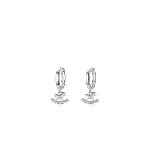 Boucles d'Oreilles Créoles Cheval à Bascule en Argent Sterling 925 Pendentif Animal Strass Incrusté Bijoux Pour Femmes Cadeau
