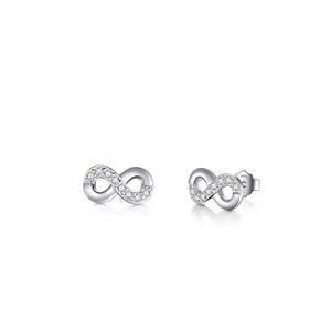 Orecchini a perno infinity in argento 925 lucido con pietre di zircone incastonate