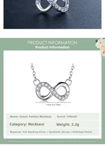 Détail macro du pendentif infini en argent sterling 925 avec zircons cubiques brillants