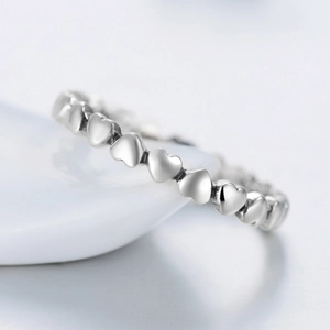 Minimalist S925 sterling silver heart-shaped ring with polished stackable design
