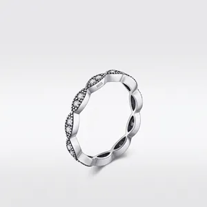Vintage 925 Sterling Silver Wavy Band Ring For Women Micro Paved Zirconia Stackable Finger Ring Minimalist Jewelry Accessories