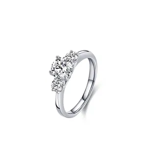 Elegant S925 sterling silver three-stone ring with brilliant round zirconia in a white setting
