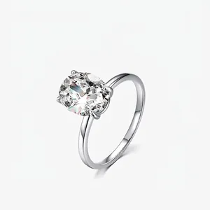 Bague en Argent Sterling 925 avec Zirconia Ovale pour Femme Luxe Géométrique Serti Quatre Griffes Bijoux de Doigt de Mode