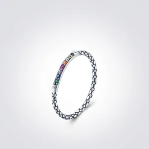 925 Sterling Silver Rainbow Rhinestone Ring For Women Retro Geometric Snake Texture Stackable Finger Ring Fashion Jewelry