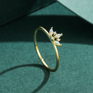 Bague couronne élégante en argent s925 avec opales marquise et zircons dorés brillants