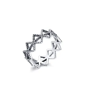 Retro 925 sterling silver geometric crown ring with hollow design and beaded details