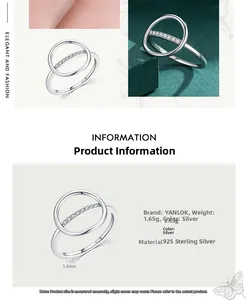 Détail de la bague en argent 925 ajourée avec pierres de zircon et anneau de 1,4 mm