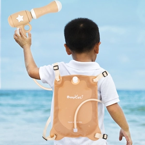 Kids backpack water gun toy with adjustable straps for summer outdoor beach play