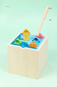 Vue détaillée d'un jeu de pêche magnétique en bois avec des poissons colorés et sa base
