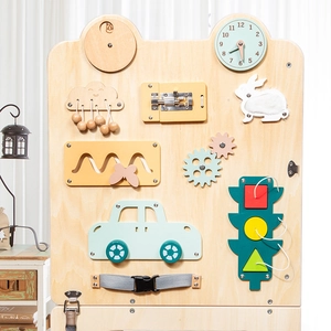 Pannello sensoriale Montessori multifunzionale in legno per bambini con orologio educativo